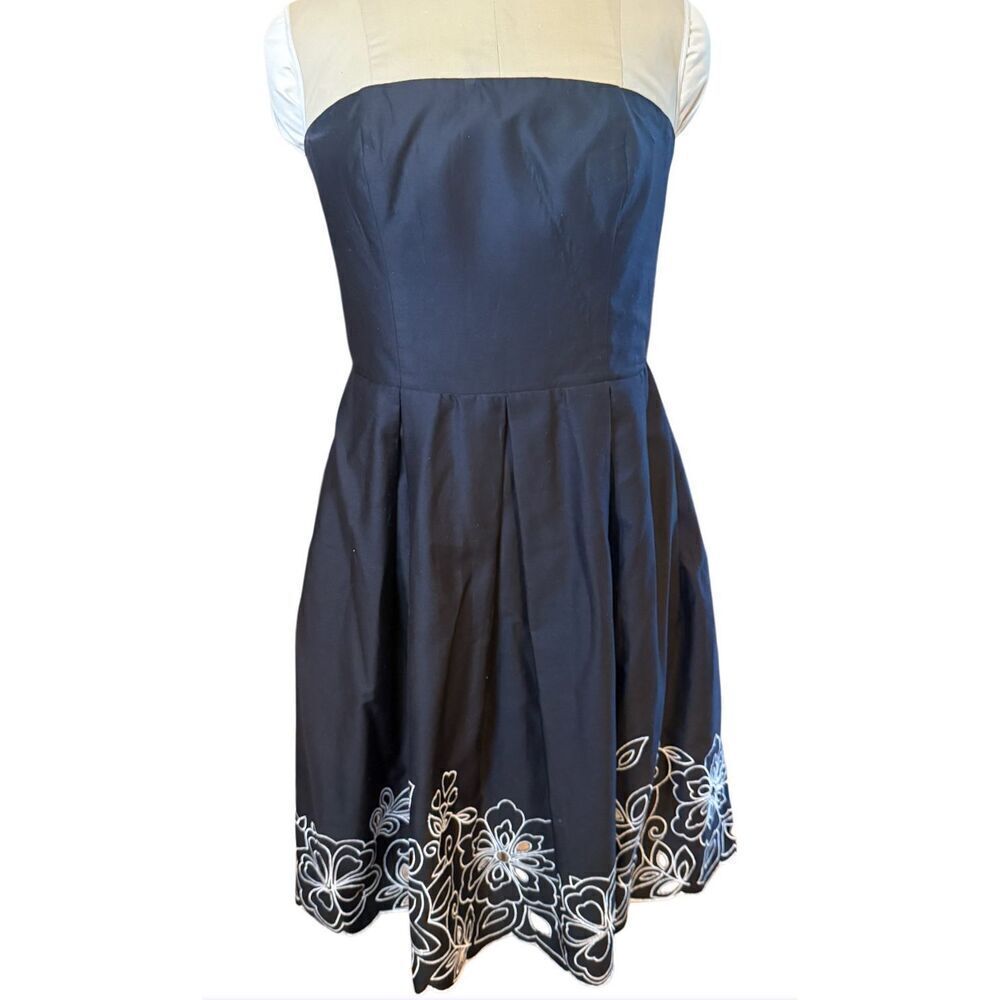 Robbie Bee Strapless  Dress Black Embroidered Hem Sz. 12 Wedding Party Y2K